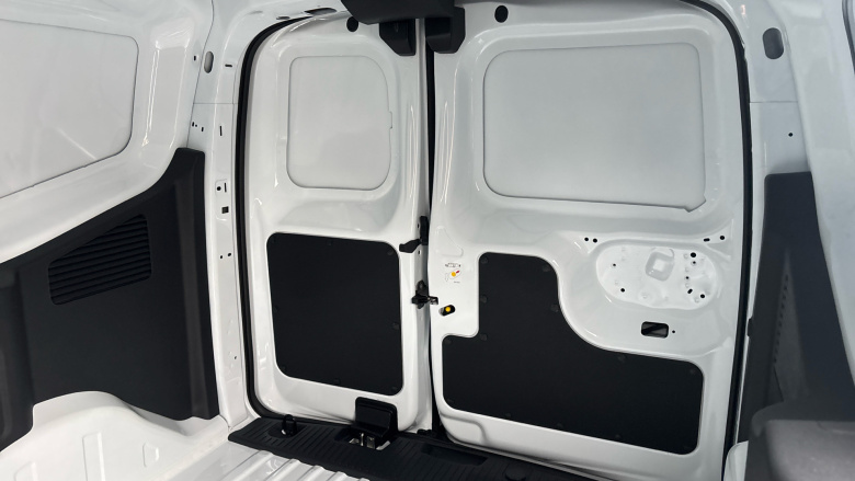 Ford Transit Courier E-Transit Courier 100kW 43kWh Trend Van Auto